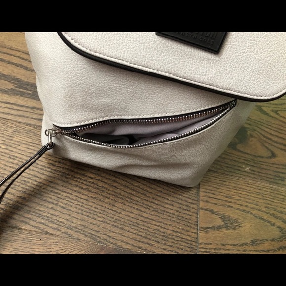 Reaction Kenneth Cole Mini Backpack - Picture 8 of 8